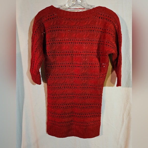 So Women's Scoop Neck Short Sleeve Sweater With Sparkles In Red Size XS - Picture 2 of 8